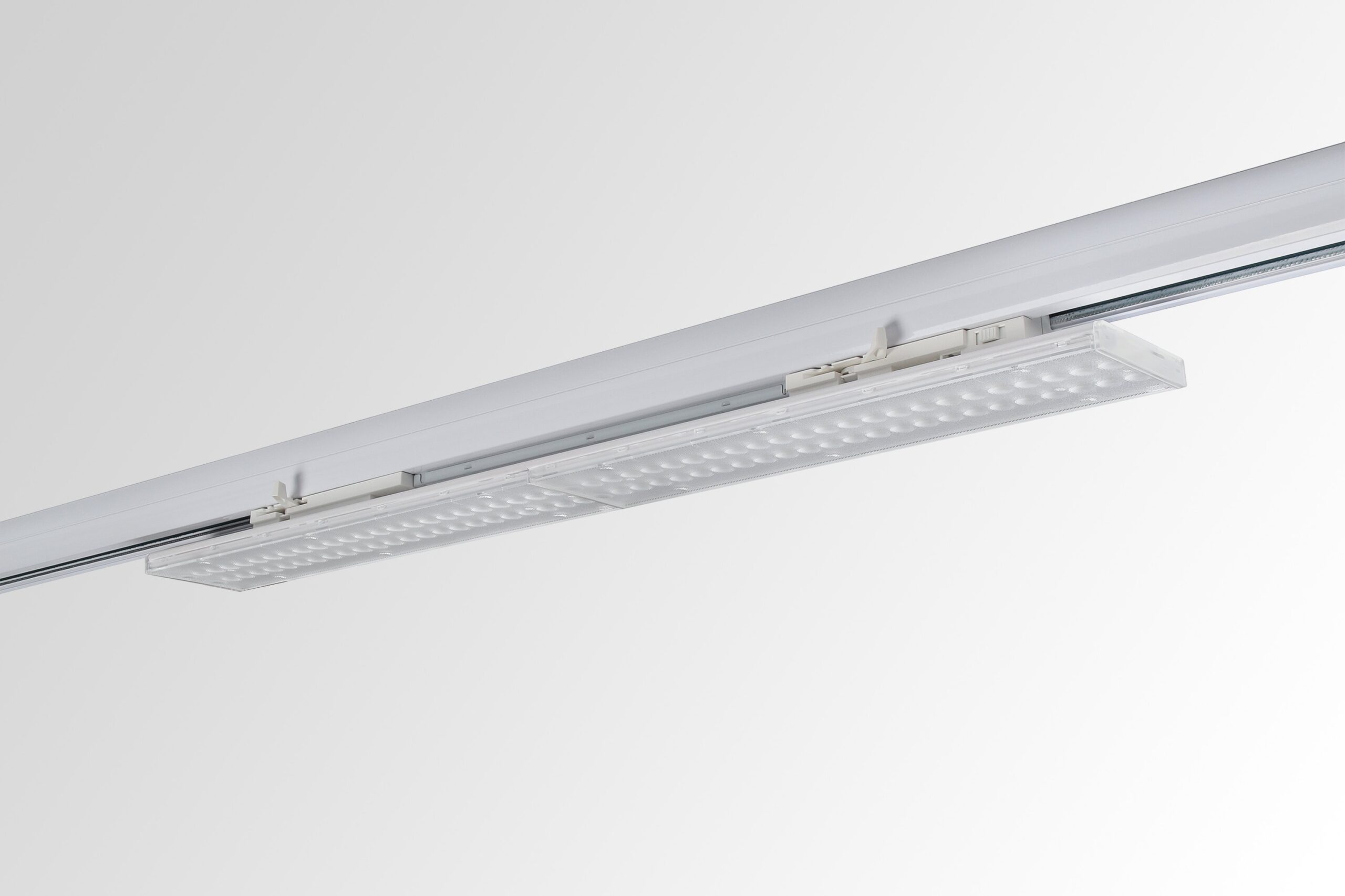 AXIS Linear Track Light Triple