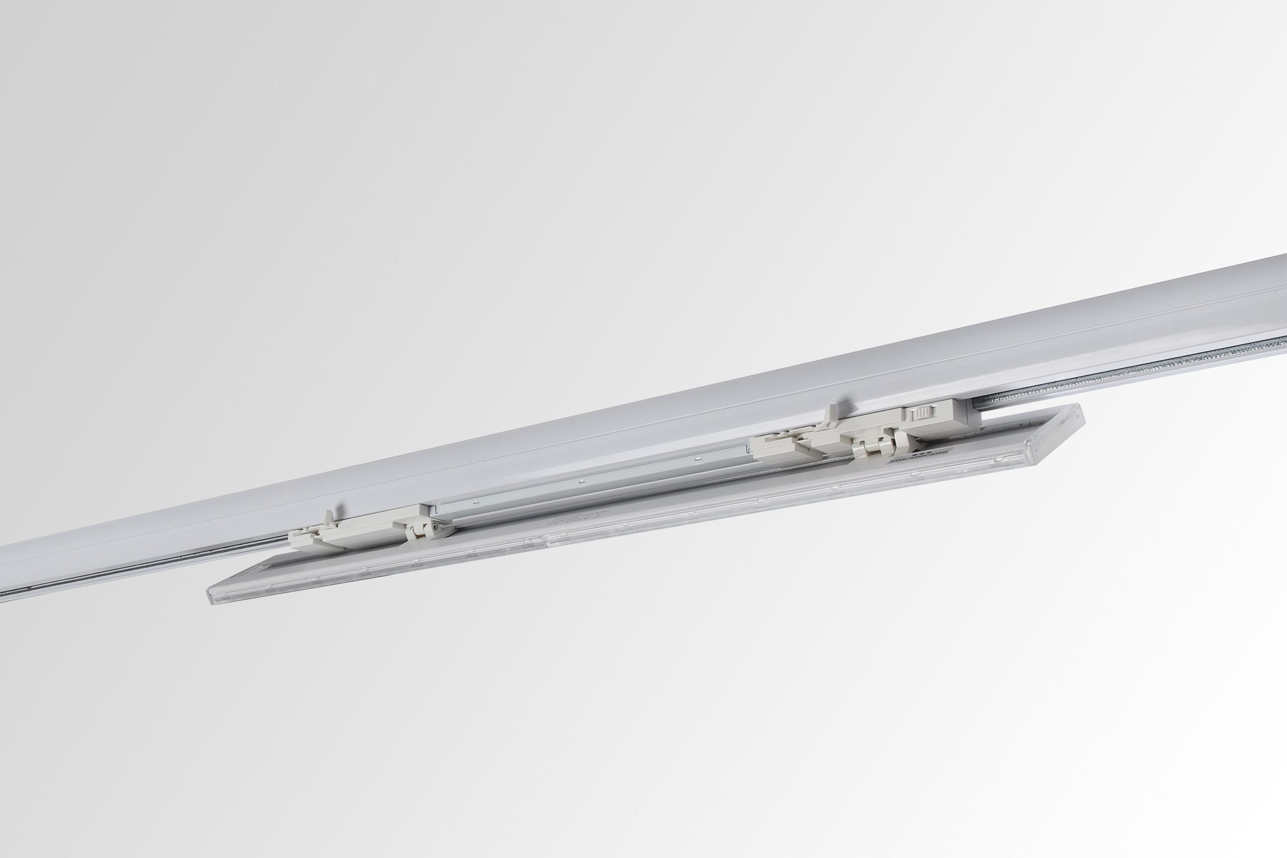 AXIS Linear Track Light Triple