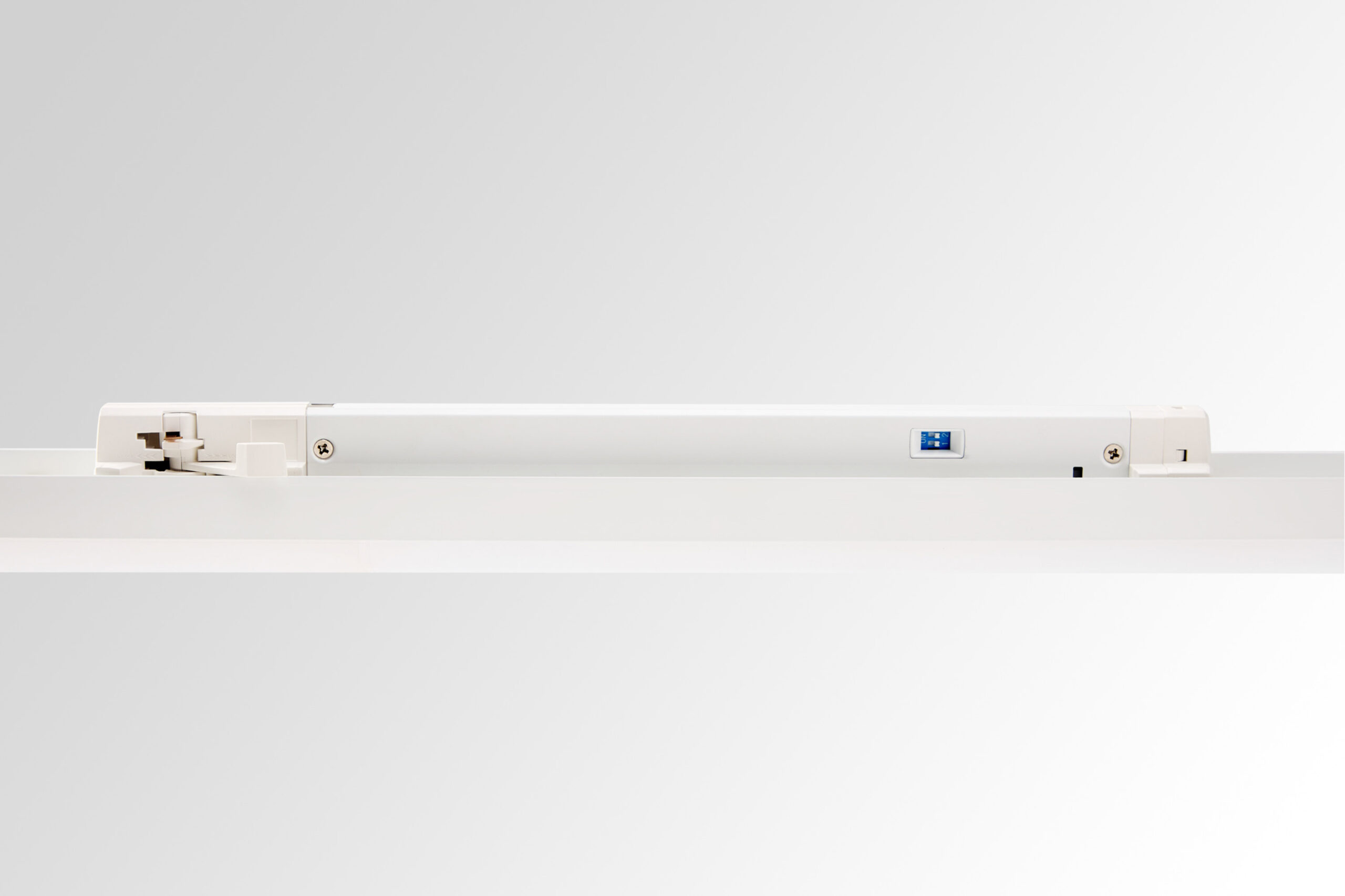 LT868 LED Linear Track Light