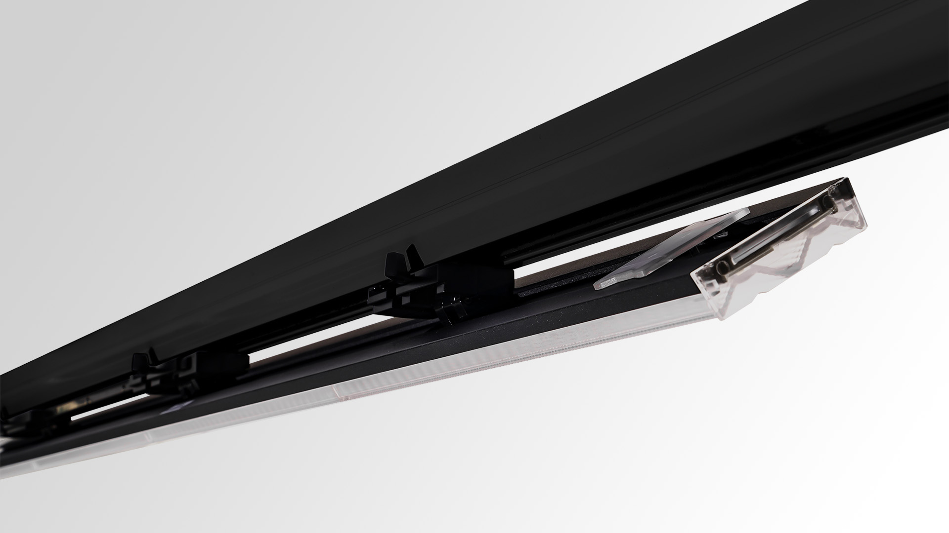 LT838P LED Linear Track Light